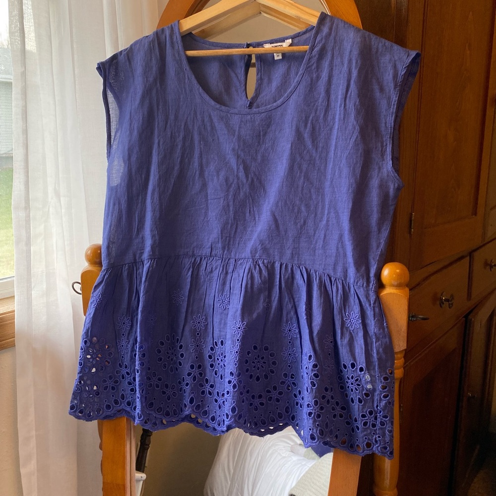 Wide sleeve tank